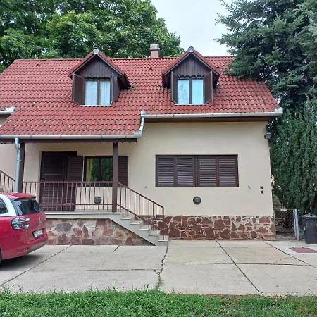 Háromfenyő Casa vacanze