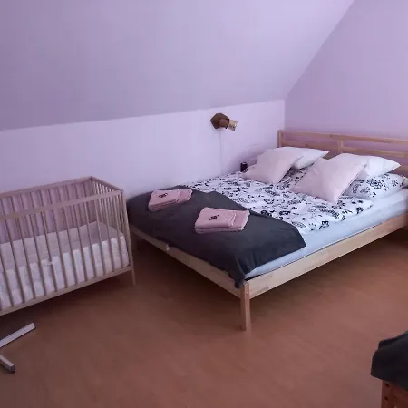 Háromfenyő * Révfülöp